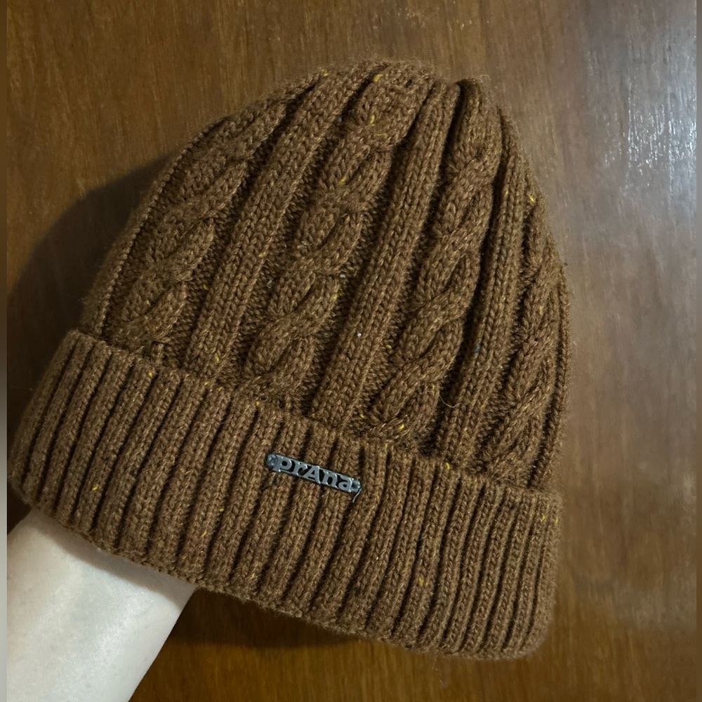 Prana Woman's Brown Cable Knit Winter Beanie